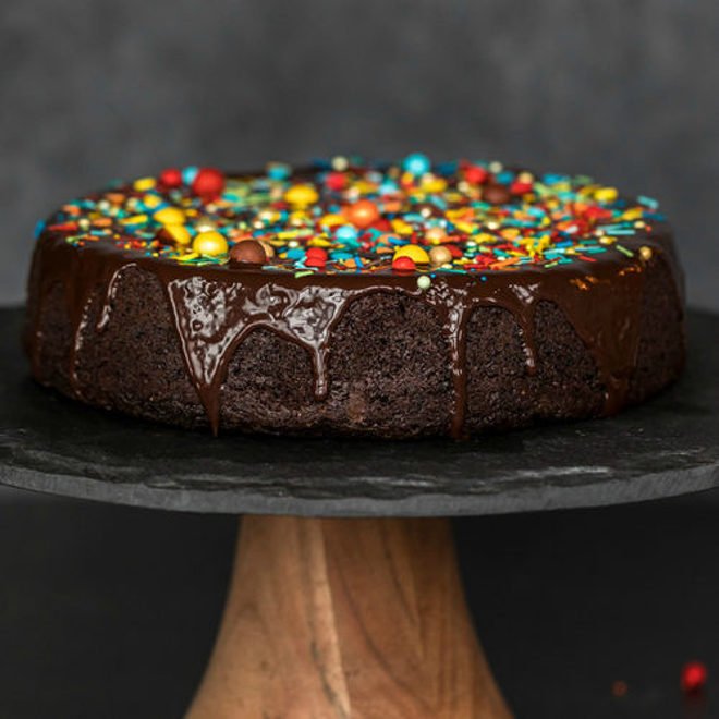 How does the eggless cake make extra special?